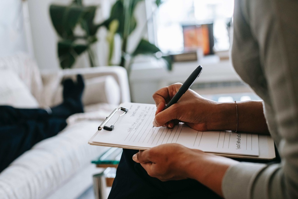 A picture of a MDS form filling by a MDS Coordinator